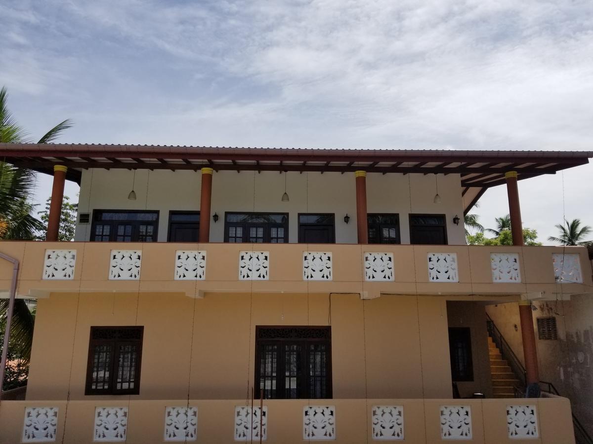 Kumara Guest House Унаватуна Екстериор снимка
