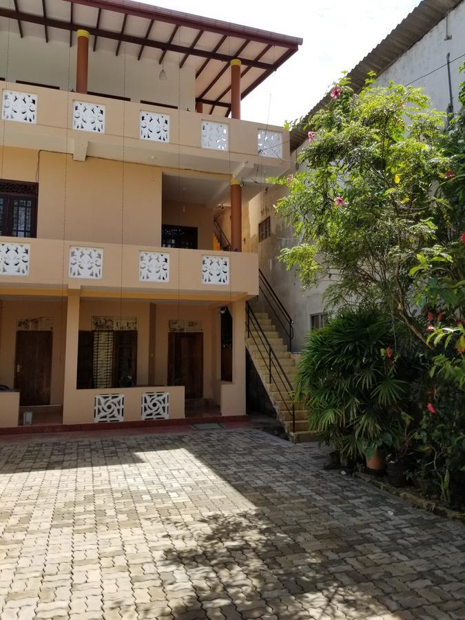 Kumara Guest House Унаватуна Екстериор снимка